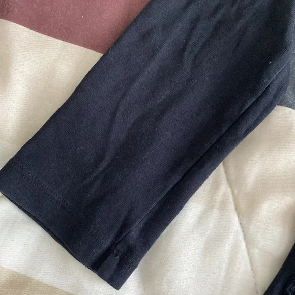 Scoop neck Black loose Long-Sleeve T-Shirt - Picture 10 of 17